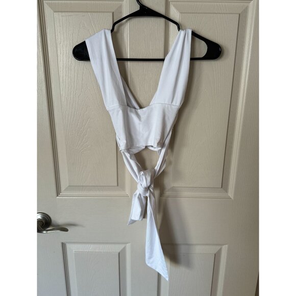 Lioness Wrap Tie Crop Top in White Strap Knot Detail Size‎ XXS j2 - Picture 4 of 6